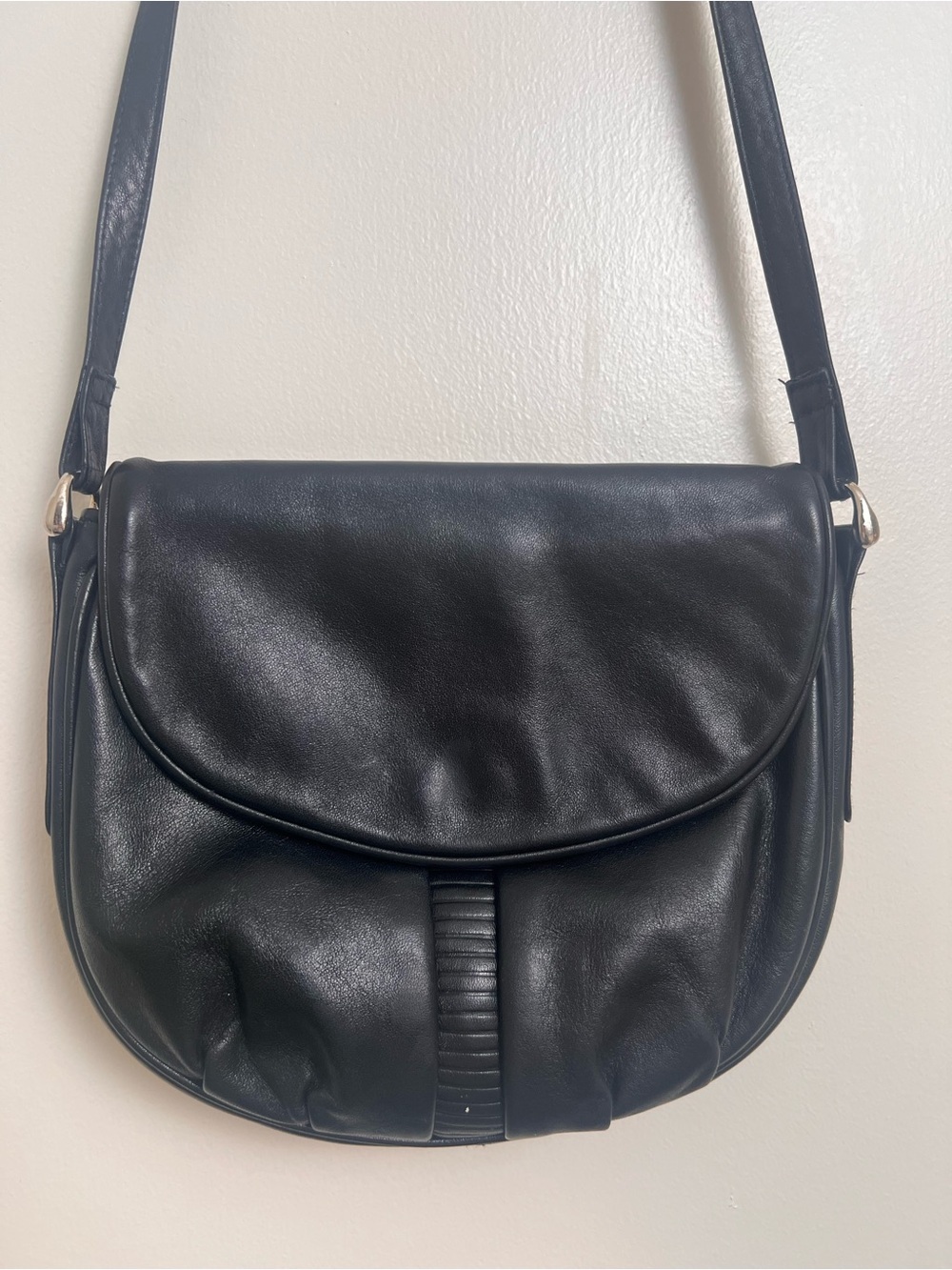 Vintage Genuine Leather Black Saddle Crossbody Bag Y2K Minimalist Purse - Picture 3 of 13